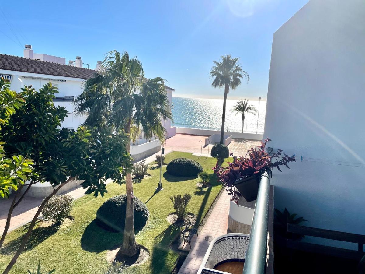 Apartamento La Barrosa Chiclana de la Frontera Exterior photo